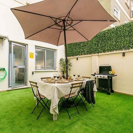 Bajo Urbano Boutique En Carlos Haya Con Terraza Y Parking Málaga Buitenkant foto